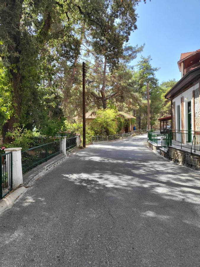 Theplatres.Nest Villa Bagian luar foto